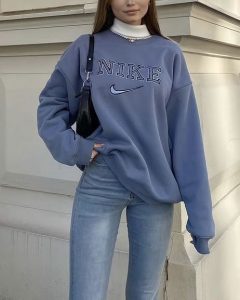 Sweatshirt Altına Nasıl Pantolon Giyilir Tarz Kadın